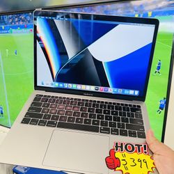 MacBook Air 2018 i5 8gb Ram 256gb