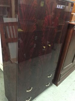 Closet w/2 drawer