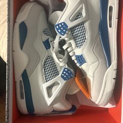 Military 4s