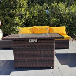 Gas Fire Pit Brand New With Cover 