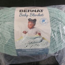 **NEW** Bernat "Baby Blanket" Super Chunky YARN   **LOT of 3**