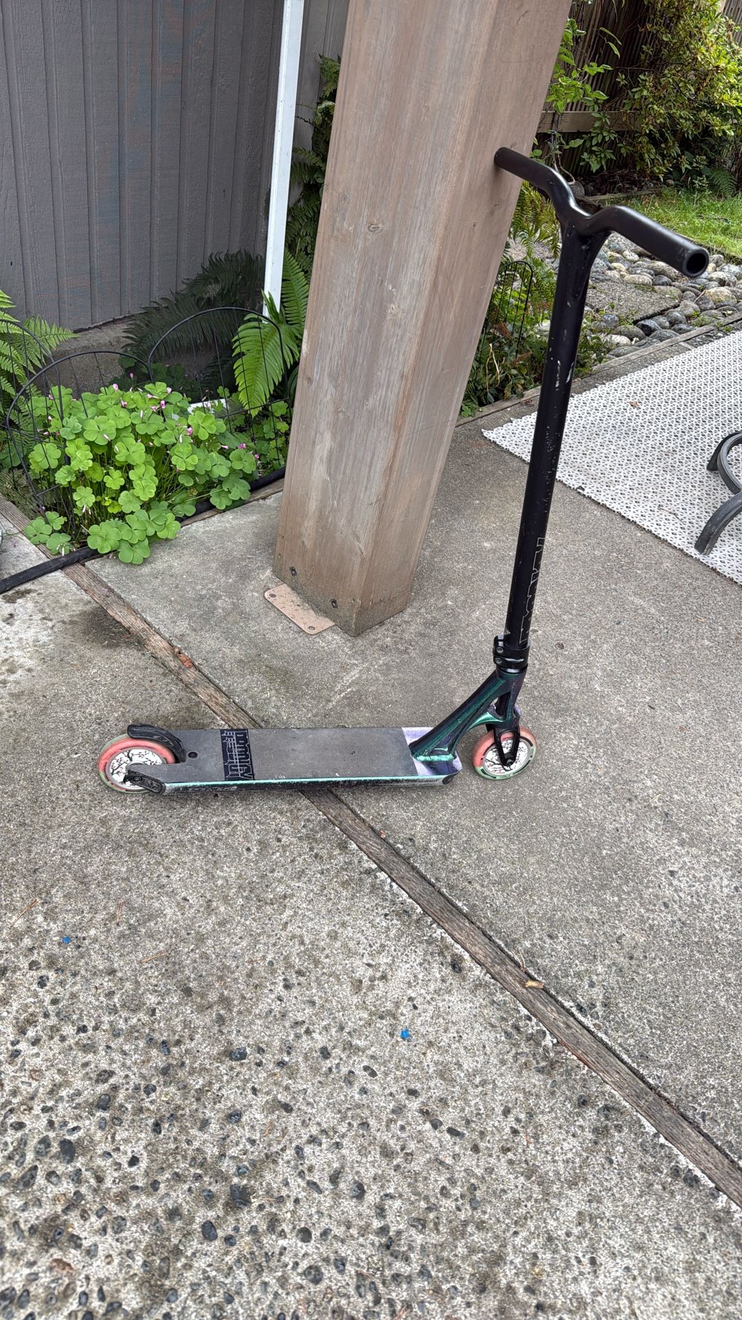 Envy Prodigy S8 Scooter – Jade Colorway w/ Lucky Cherry Blossom Wheels 