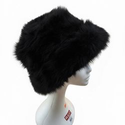 Stylish plush bucket hat