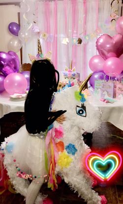 Unicorn party supplies decorations