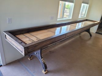 Shuffle Board Table