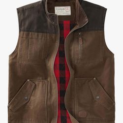 Brand New Legendary Whitetails Tough as Buck Vest – Men’s Size Medium (Color: Rawhide). 