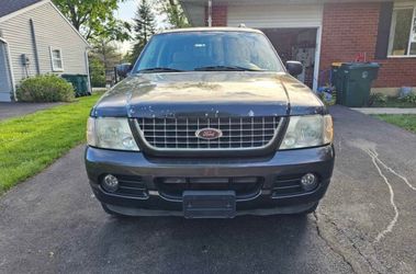 2005 Ford Explorer