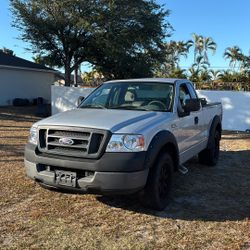 2005 PK Ford F-150 Gray