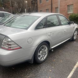 2009 Ford Taurus
