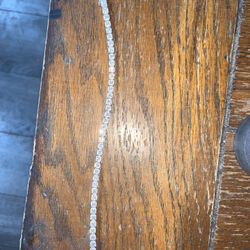 DIAMOND BRACELET MUST GO