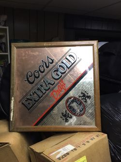 colors extra gold draft beer sign