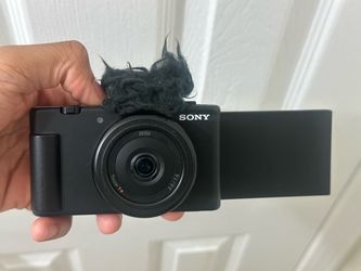 Sony ZV-1F Vlog Camera