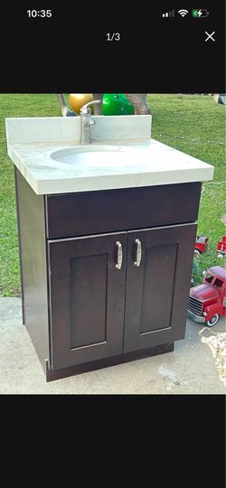 Vanity   Sink. 26x23          Alto 36