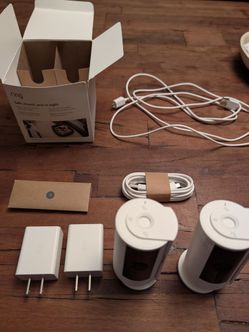 Ring Indoor Cameras 2 Pack in box