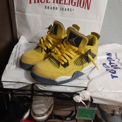 Jordan 4 Lighting Size 7 GS