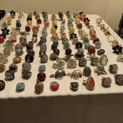 Entire lot of Stretch Rings 200 Pcs