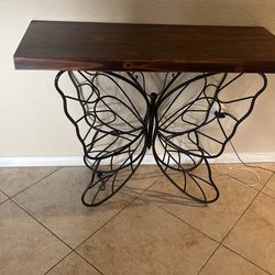 Butterfly Table