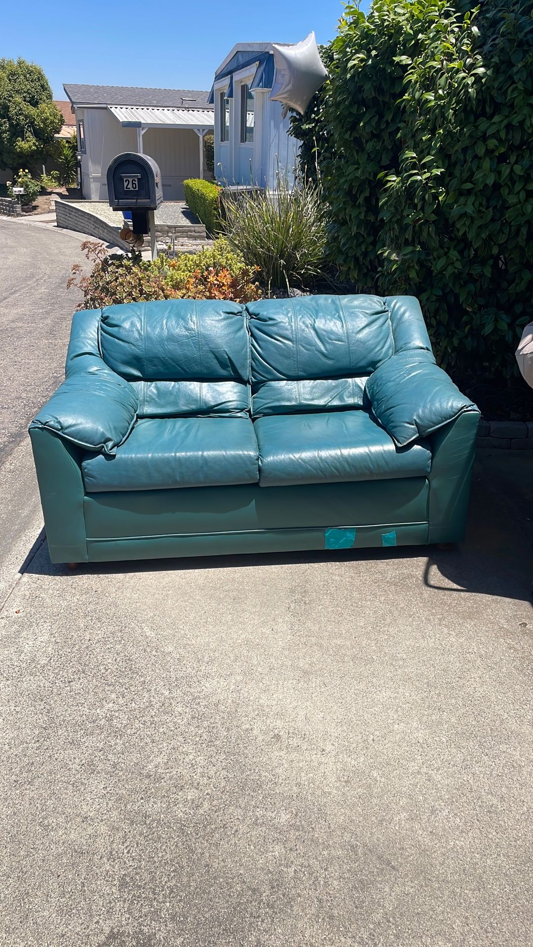 Love Sofa