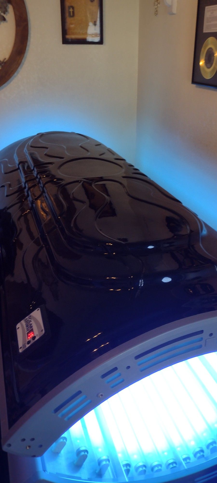 Solar Storm 325 Tanning Bed Unit