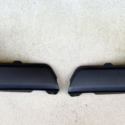 (2) Right & Left side NEW 2016 - 2023 Toyota Tacoma Rear Bumper End Caps NO Sensor Holes