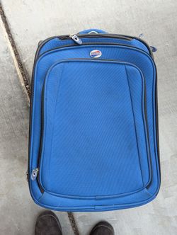 American Tourister Splash 2 expandable wheeled upright suitcase