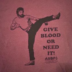 Chuck Norris Give Blood or Need It T-Shirt Men's Large L Burgundy Short Sleeve
