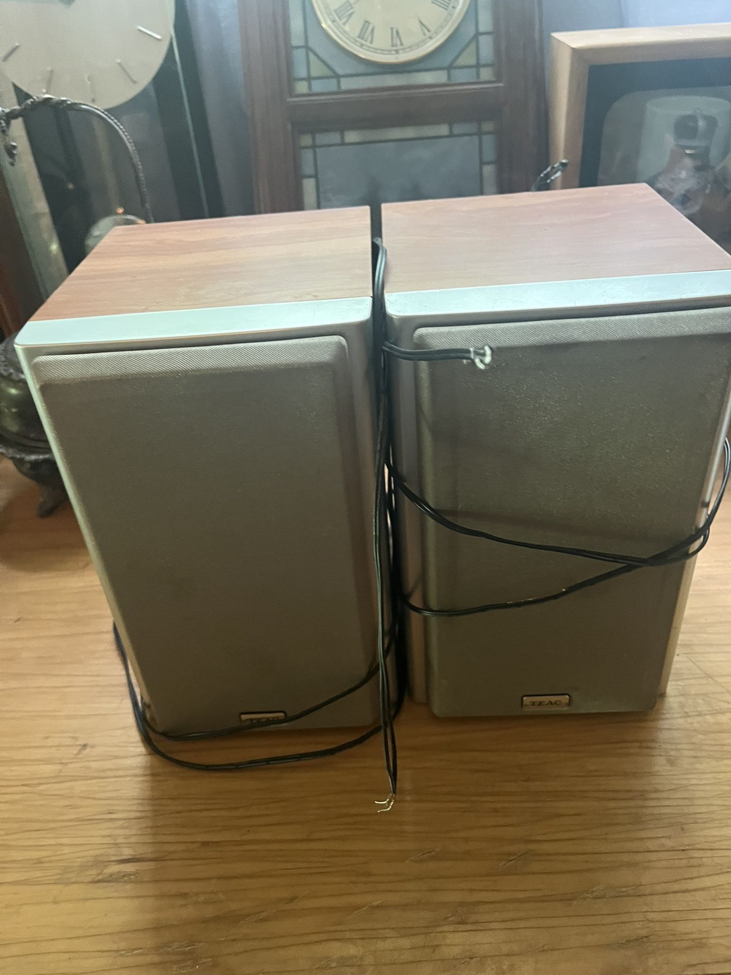 Teac 2 Way Speaker System Bookshelf Speakers 15w Tested