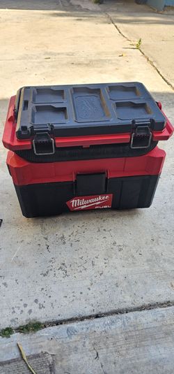 Milwaukee packout vacuum