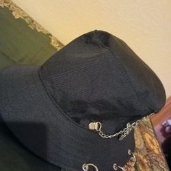 Bucket Hat