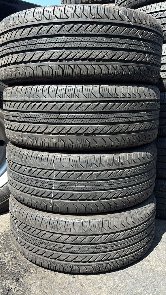 Set 235/50-19 Continental
