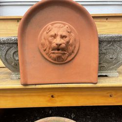 Lions Head Pottery Fountain 