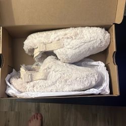 Women’s Nike Slides 