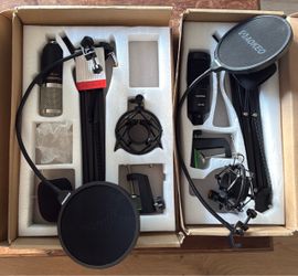 2 USB Podcast/Streaming Microphone Kits w/ Boom Arms & Pop Filters