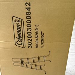Above ground pool ladder