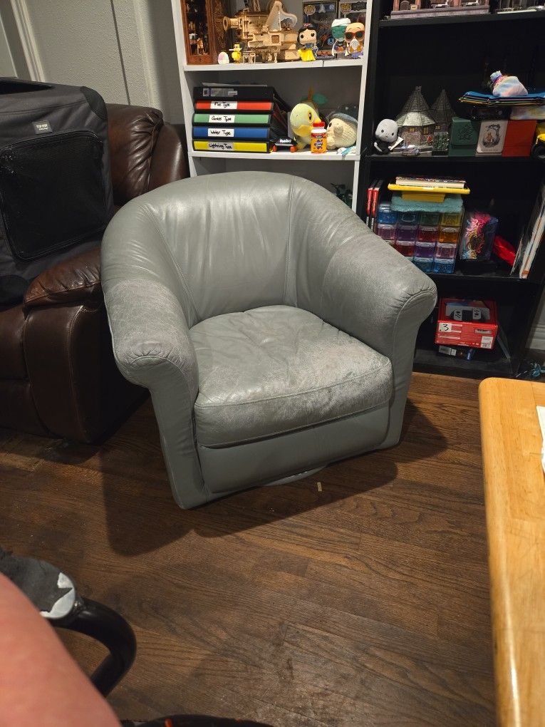 Swivel Armchair