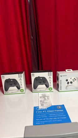 Xbox Robot white controller/wired controllers