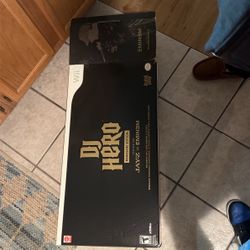 Dj Hero Renegade Edition Jayz Eminem 