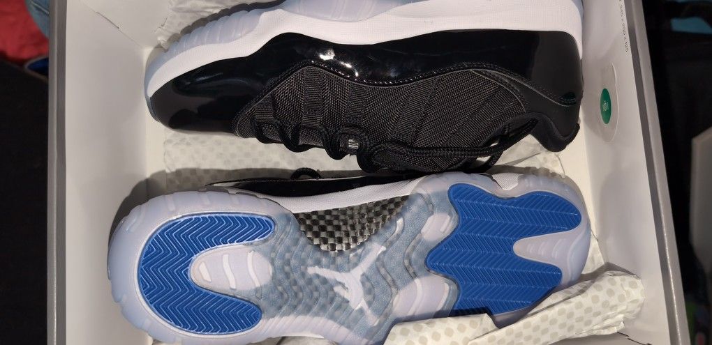 Nike Air Jordan 11 Retro Low NEW