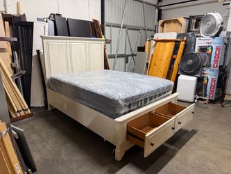 Queen Cream Wood Storage Bed Frame with Headboard