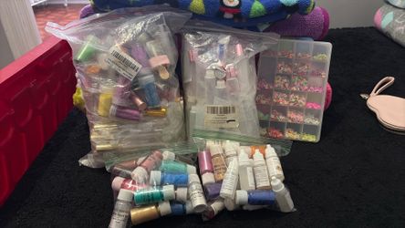 Lipgloss supplies