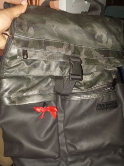 SELLING BACKPACKS ‼️🎒