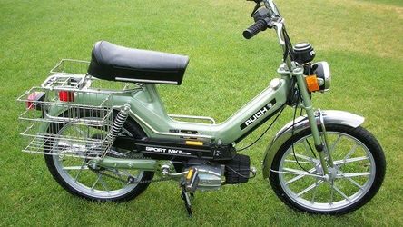 1979. Puch   green. Schootscoot. / Bike.