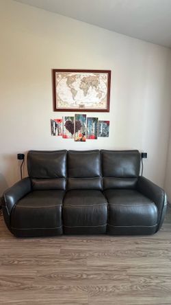 Recliner sofa