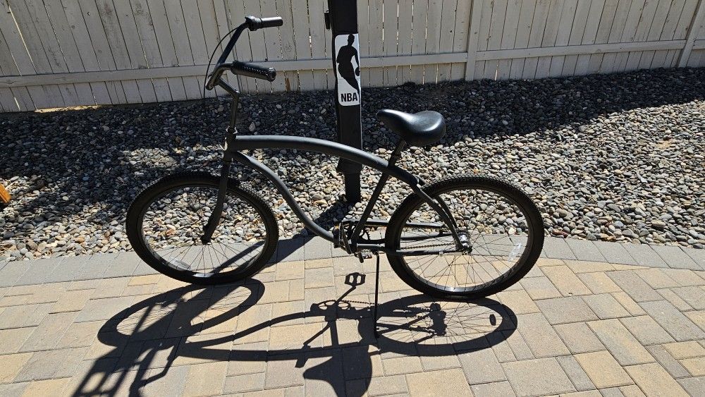 Firm Strong Cruiser Bike