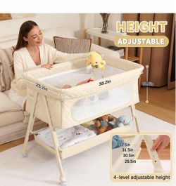Height Adjustable Baby Bassinet with Storage Shelf