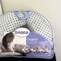 Feeding and Irfant Support Pillow