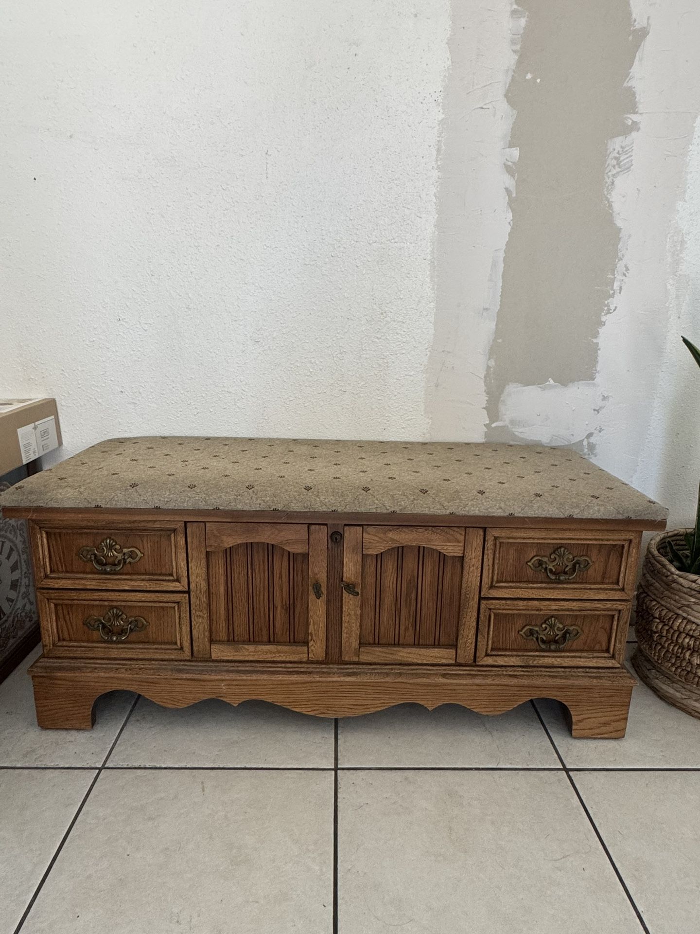 Lane Cedar Trunk Furniture