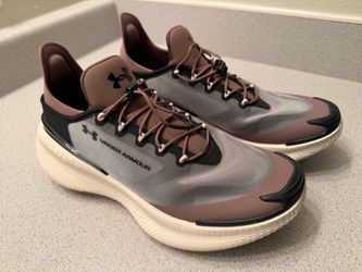 BrandNew‼️ Under Armor Mens Nova Low Training Shoes - Size 8 Mens