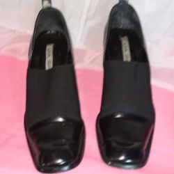 Via Spiga - Fine Patent Leather Shoe