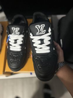 Men Shoe Size 10 